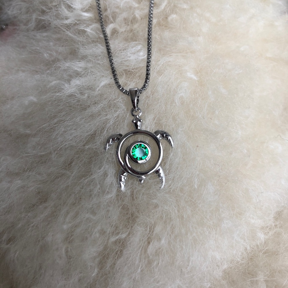 Silver green gemstone turtle necklace